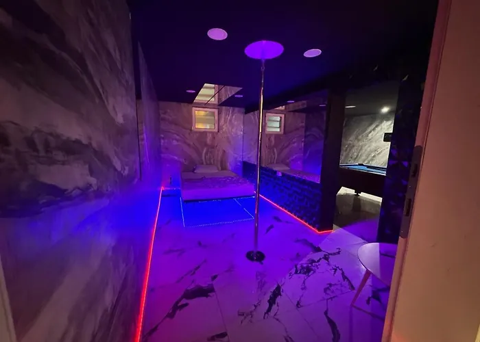 Nonstop Nights Apartmans דירה *